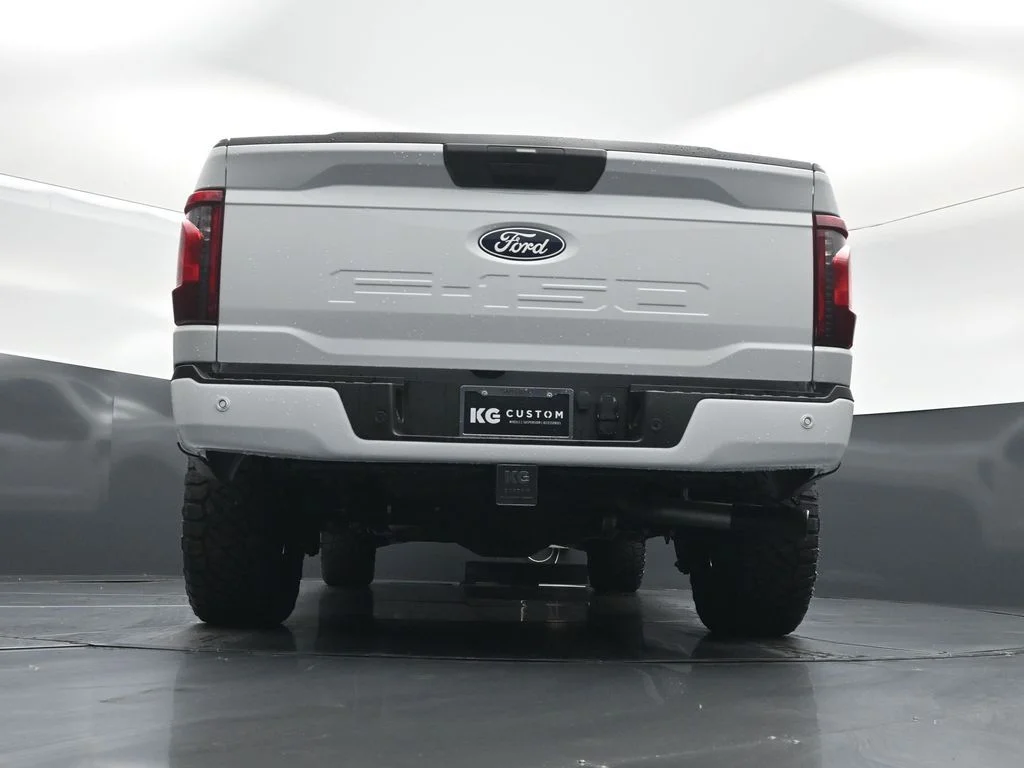 New 2026 Oxford White Ford STX image 41