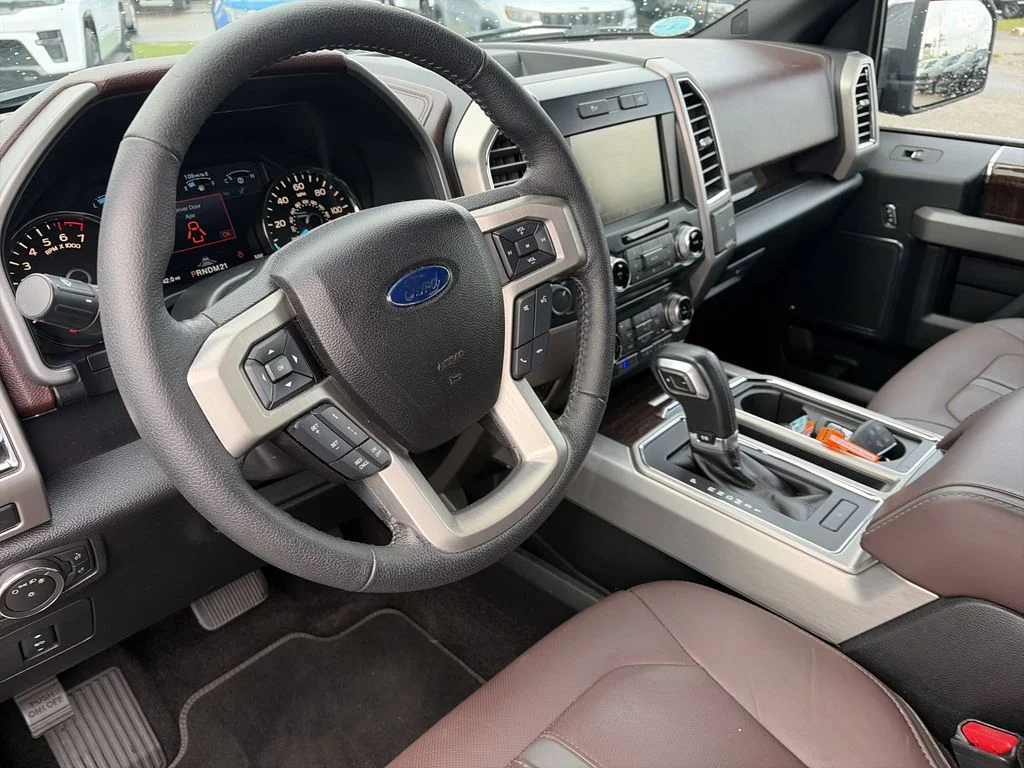 Used 2015 Black Ford Platinum image 10