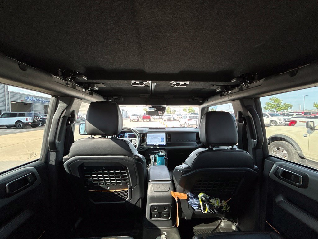 Used 2023 Oxford White Ford Badlands image 10