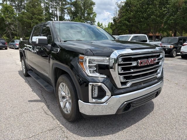 Used 2022 Black GMC SLT image 1