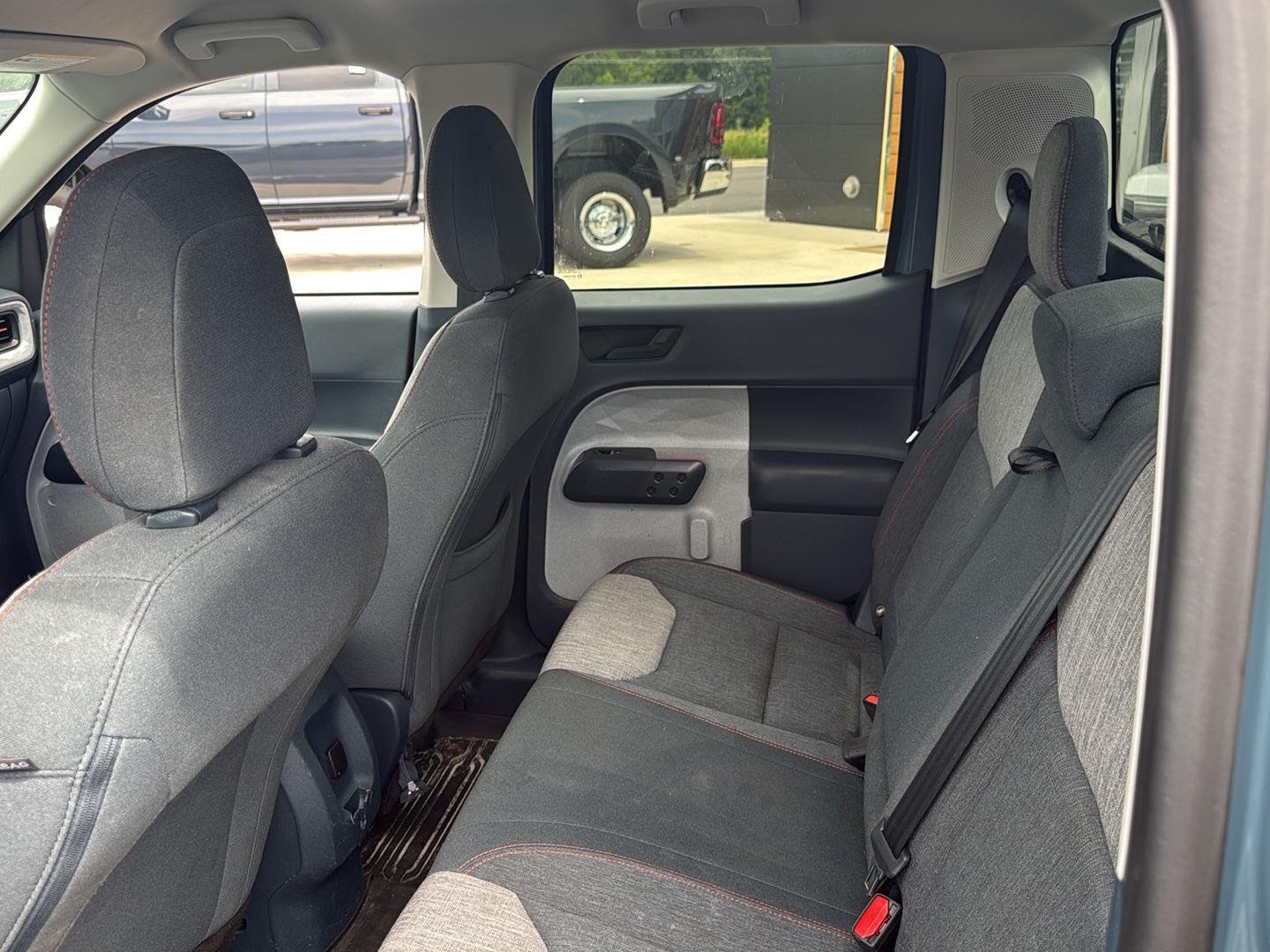 Used 2022  Ford XLT image 16
