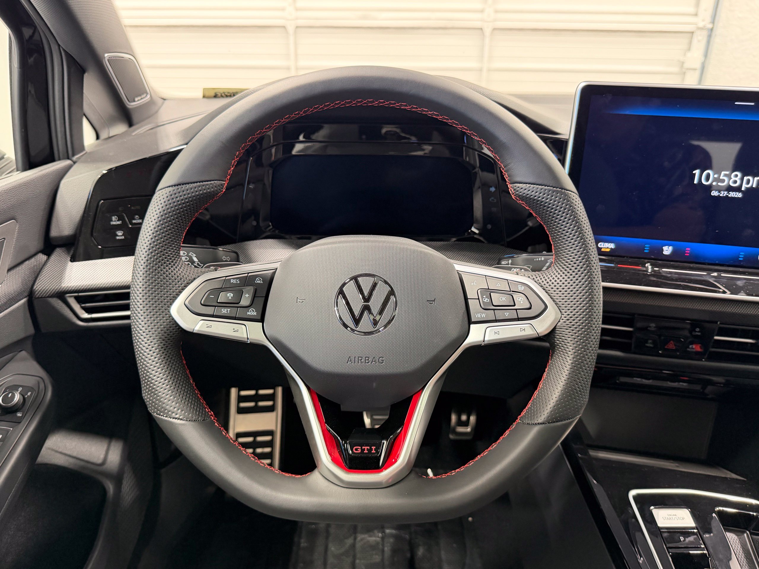 2026 Volkswagen Golf GTI SE - Photo 34