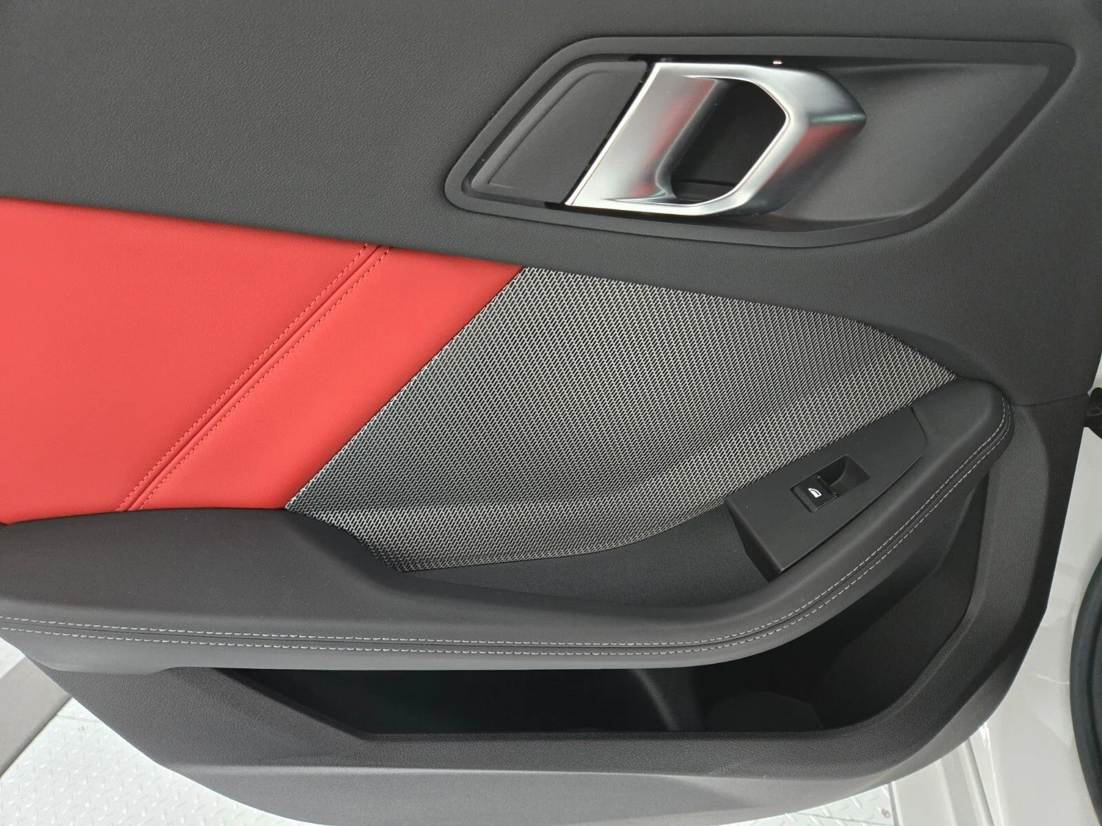 2025 BMW 2 Series M235 - Photo 21
