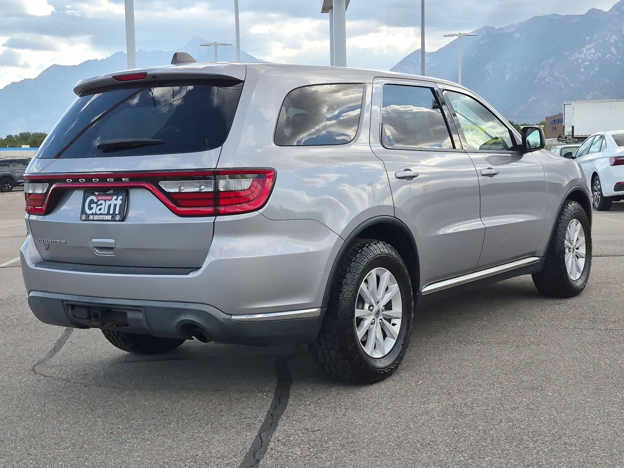 Used 2019 Billet Clearcoat Dodge SXT image 3