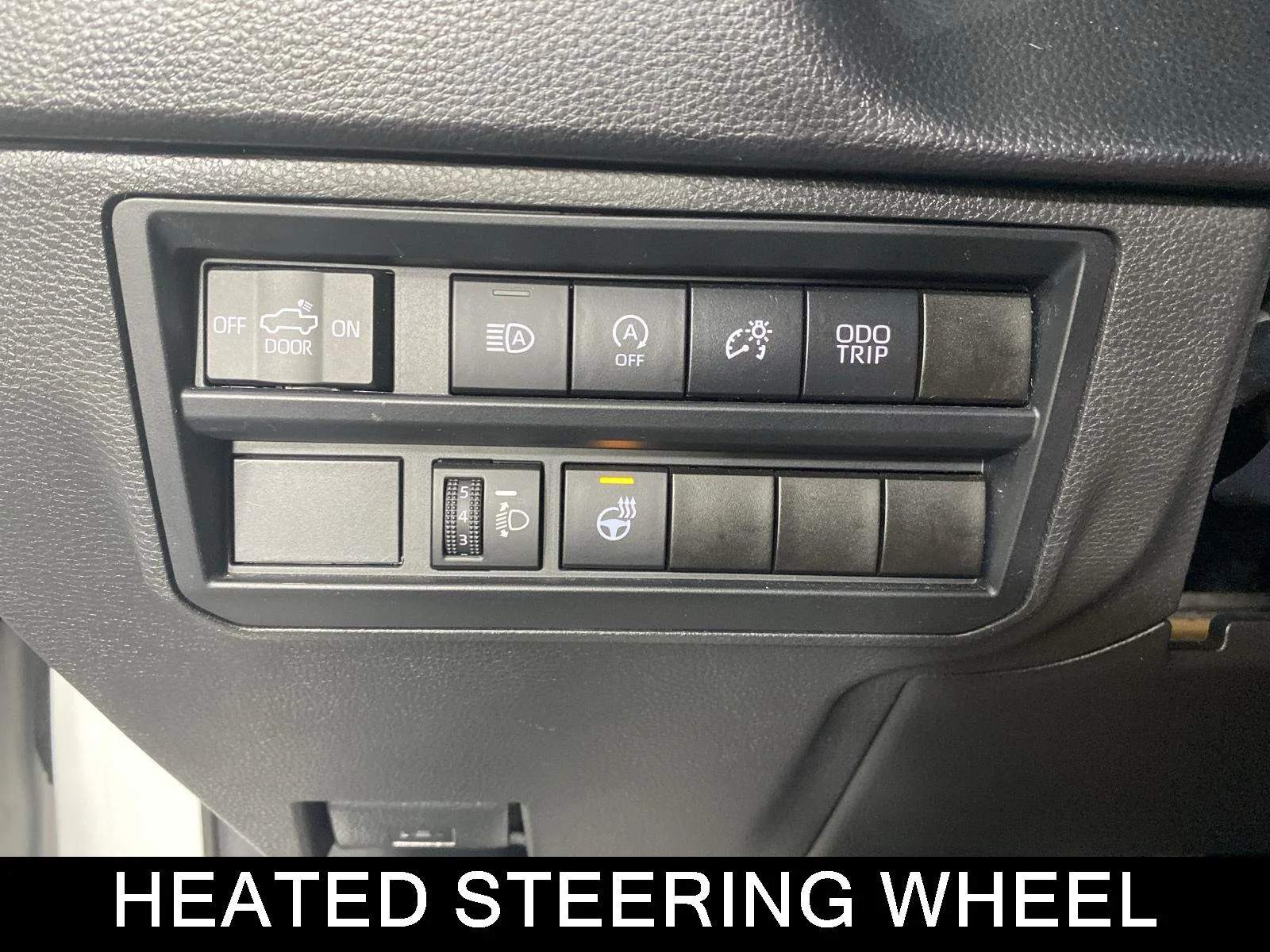 Used 2022 White Toyota SR5 image 7