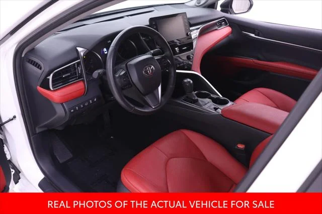 Certified Used 2024 MID BLK/WIND CHILL Toyota  image 3