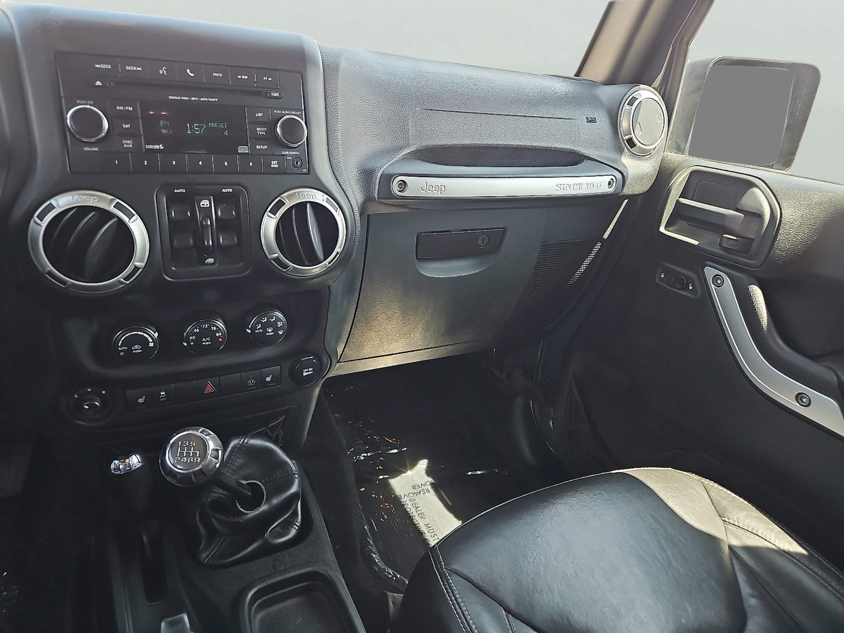 Used 2017 Rhino Clearcoat Jeep Unlimited Rubicon image 15