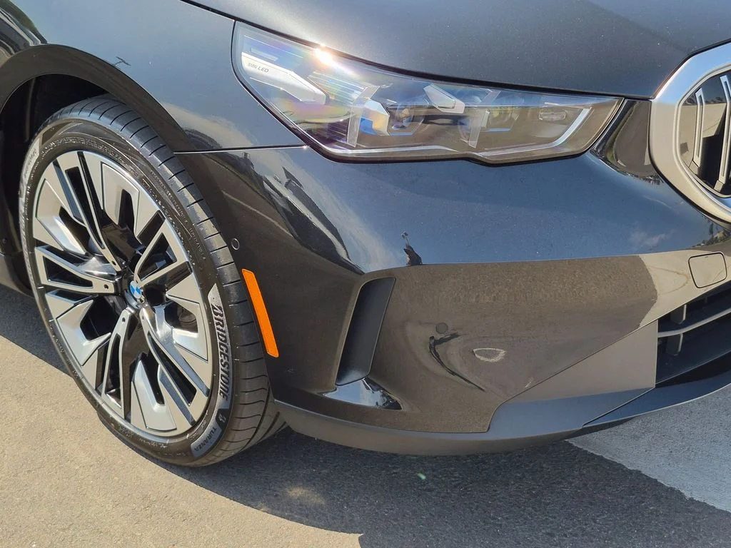 New 2027 Black BMW eDrive40 image 22