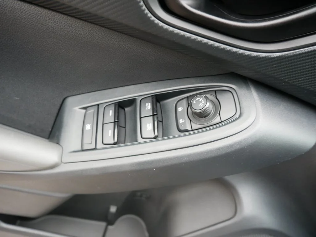 Used 2024 Gray Subaru Base image 17
