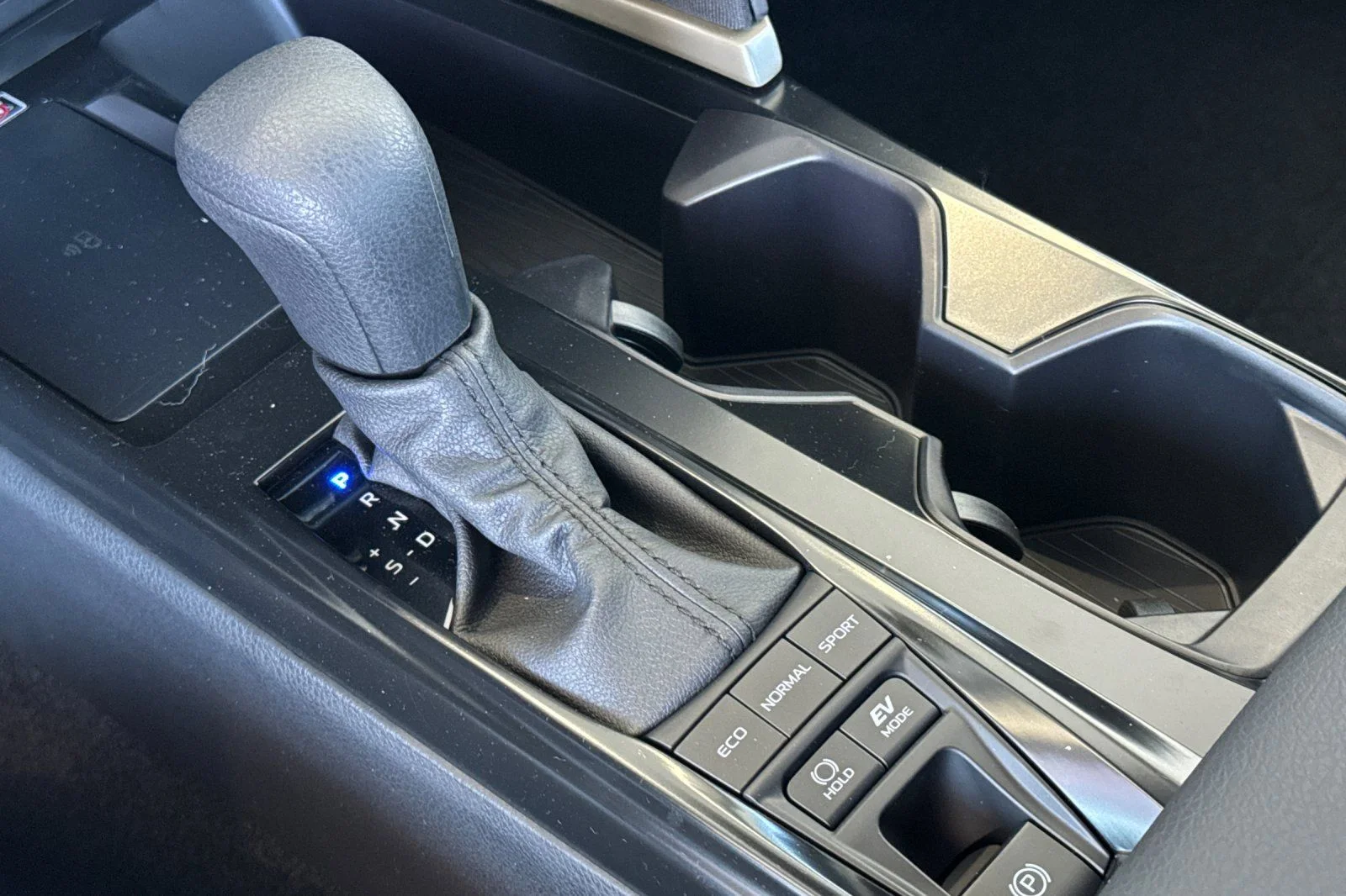 New 2026  Toyota LE image 23