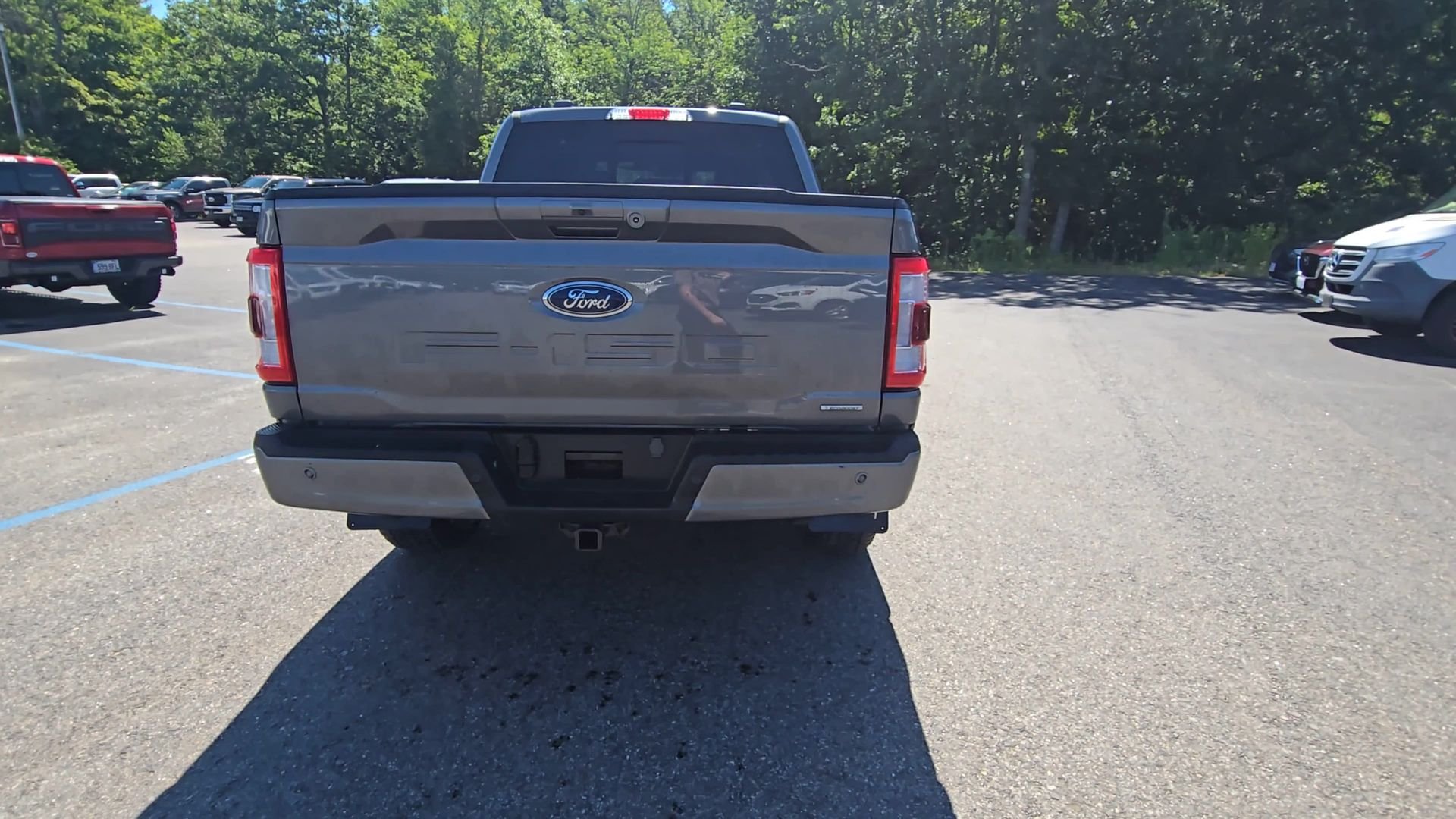 Used 2023 Gray Ford Lariat image 18
