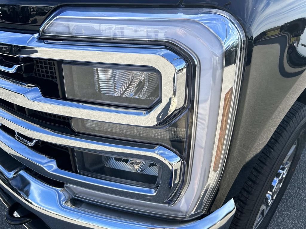 2026 Ford F-350 Super Duty XL - Photo 9