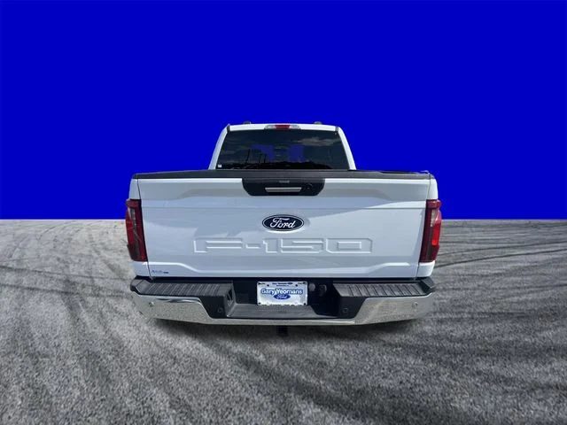 Certified Used 2024 Oxford White Ford XLT image 4