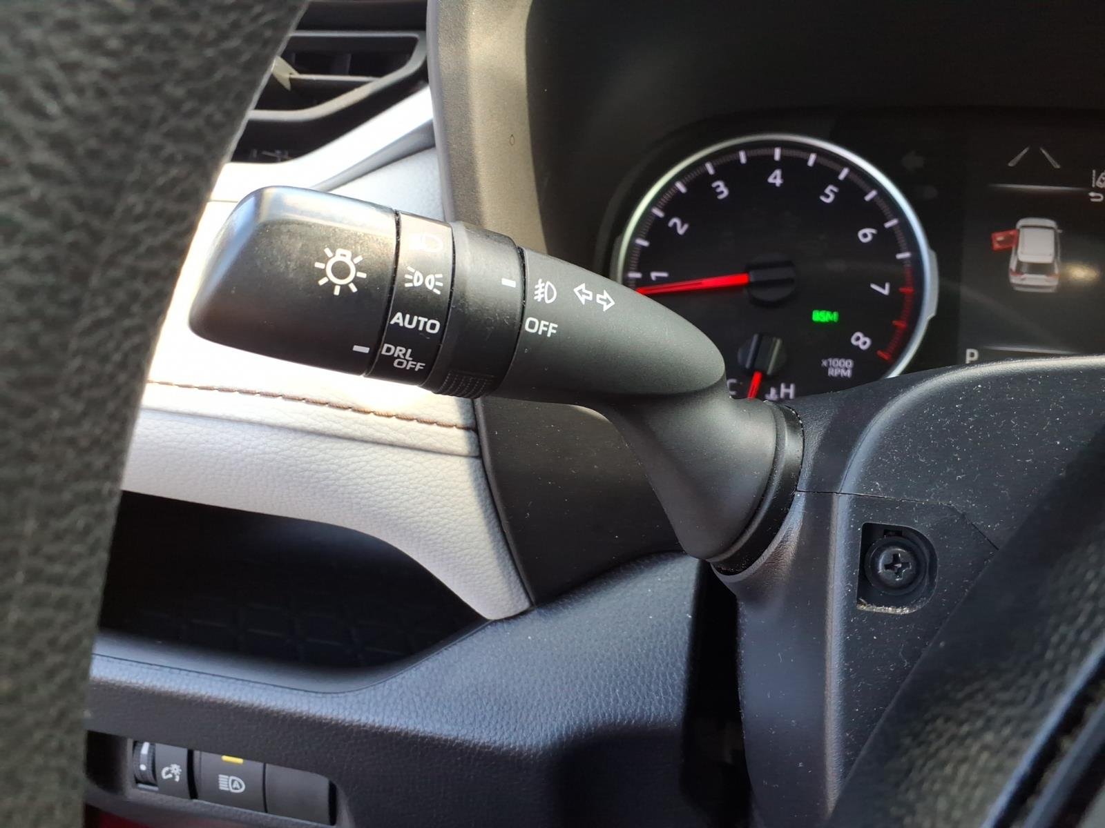 Used 2020 Super White Toyota XLE image 22