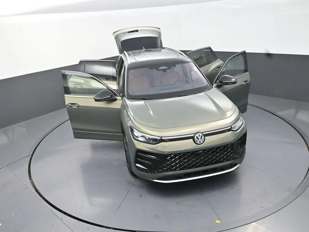 New 2026 Green Volkswagen SEL R-Line Turbo image 31