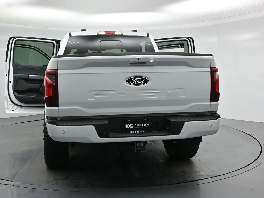 New 2026 White Ford XLT image 31