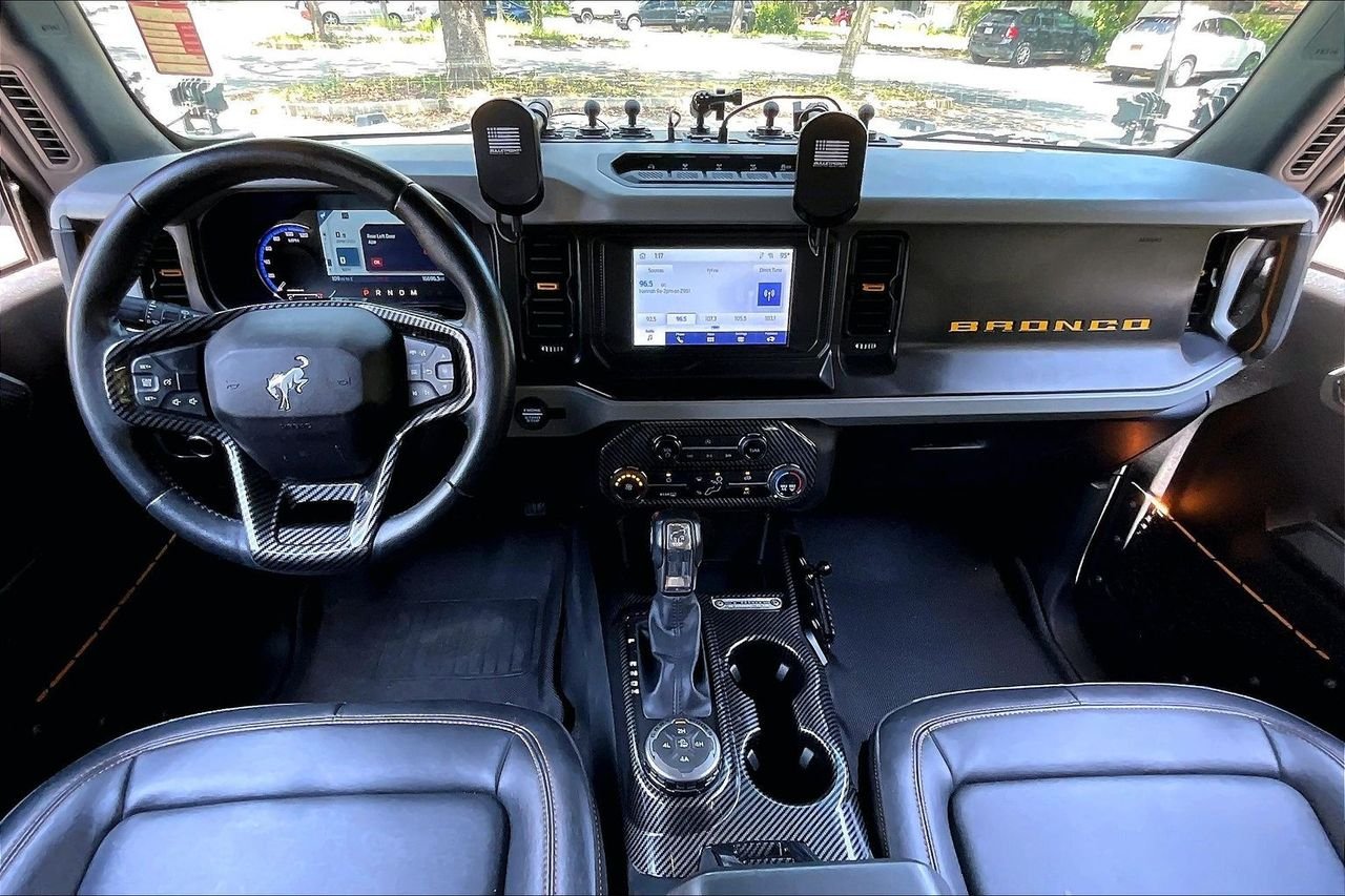 Used 2023 Blue Ford Badlands image 7