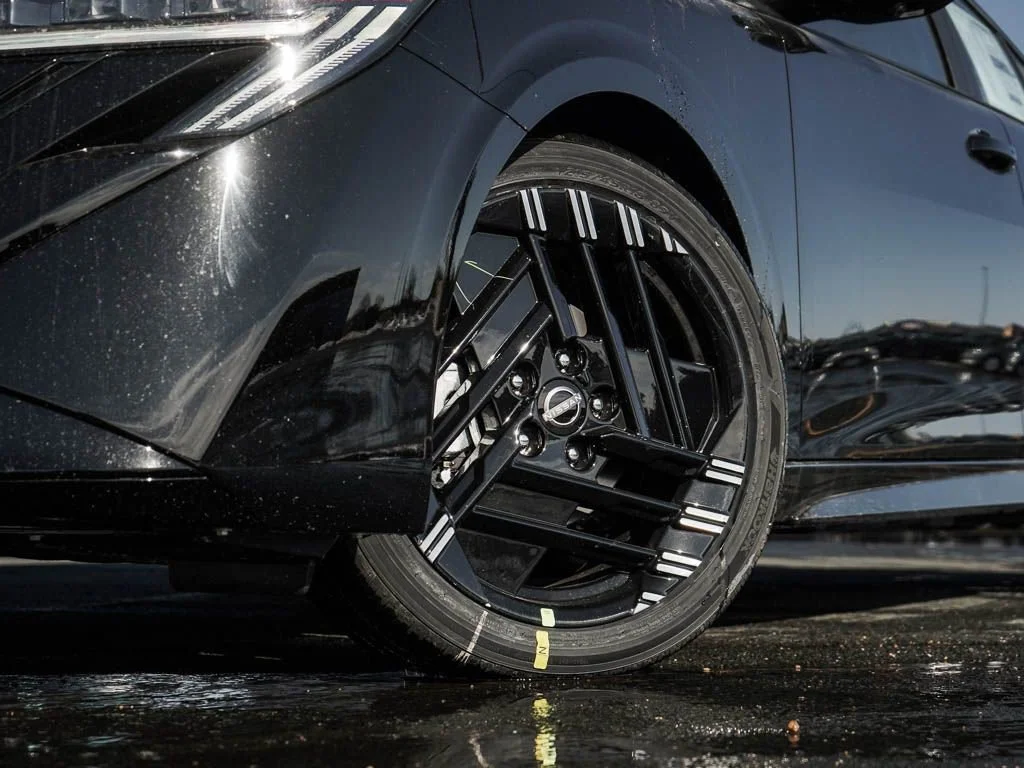 New 2026 Super Black Nissan SR image 6