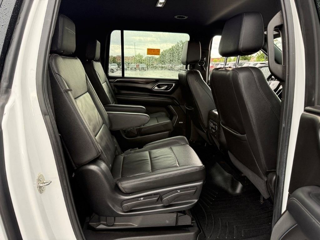 Used 2021 SUMMIT WHITE Chevrolet Z71 image 24