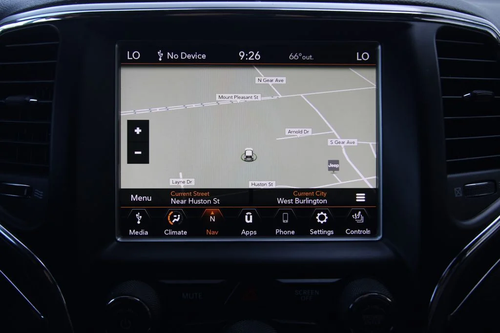 Used 2018 White Jeep Limited image 14