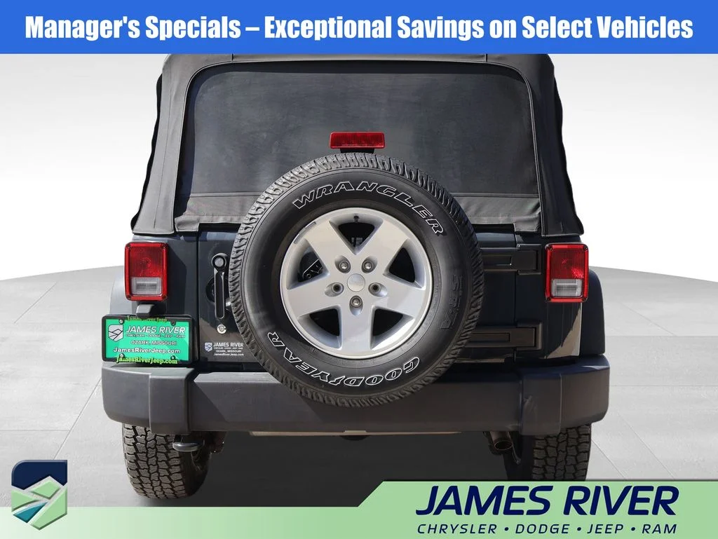 Used 2017 Black Jeep Unlimited Sport image 4