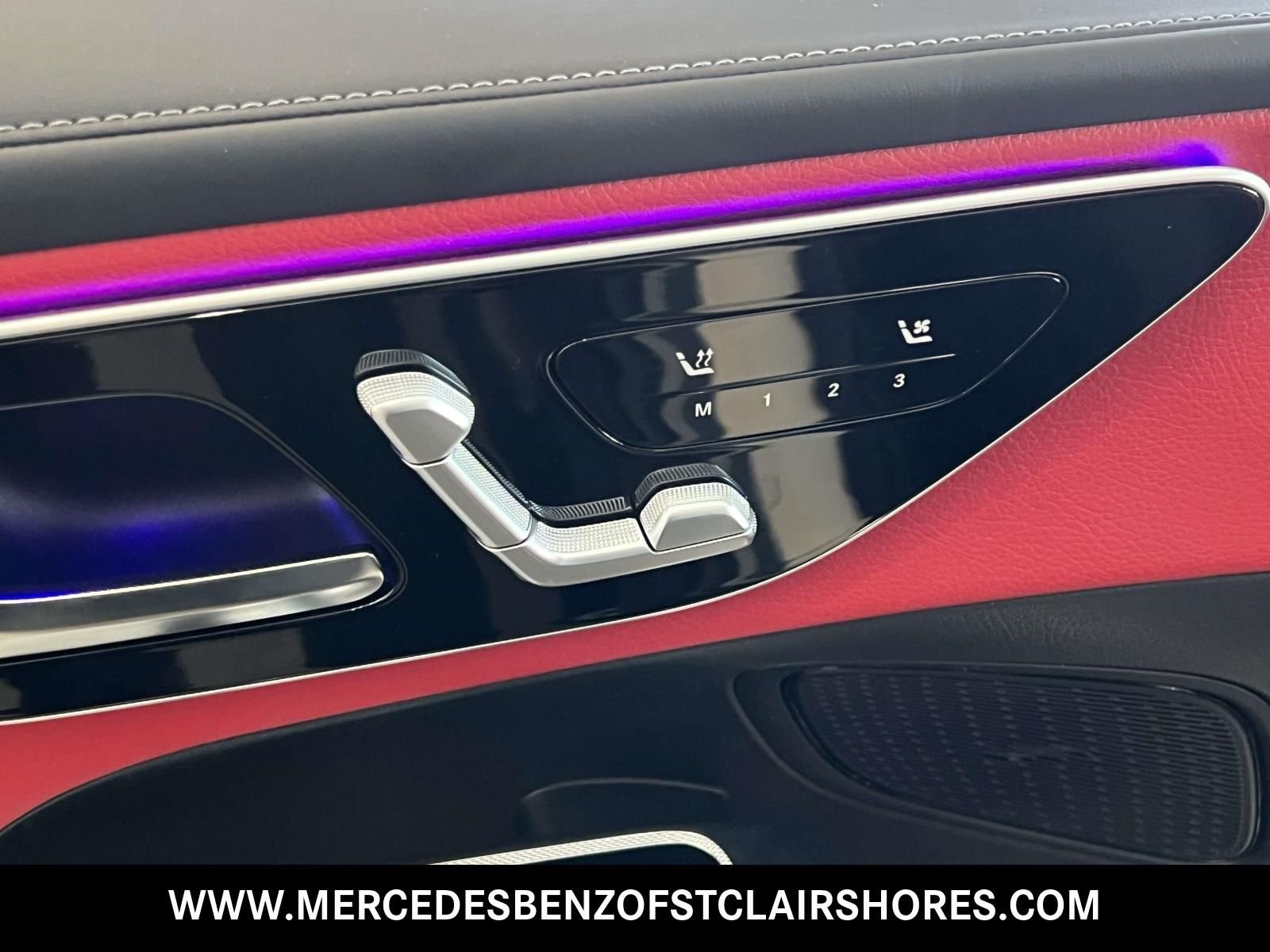 New 2026 MANUFAKTUR Cirrus Silver Magno Mercedes-Benz AMG® GLC 43 4MATIC® SUV image 17