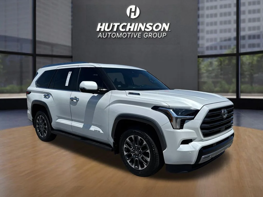 2026 Toyota Sequoia Limited 4WD i-FORCE MAX Hybrid's photo