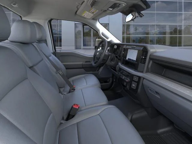 New 2026 Oxford White Ford F-550® XL image 33