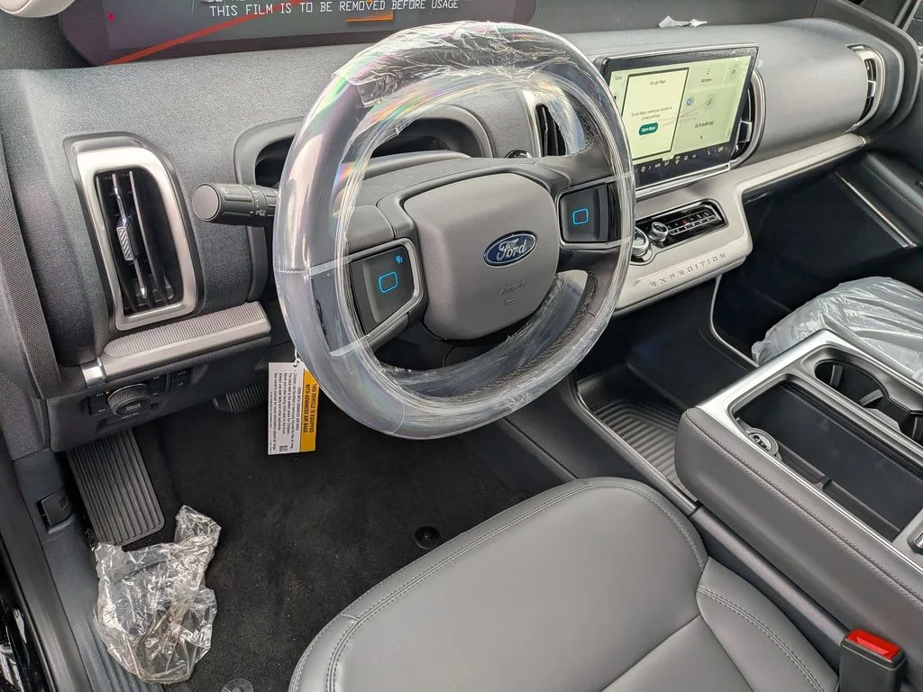 New 2026 Agate Black Metallic Ford MAX Active image 11