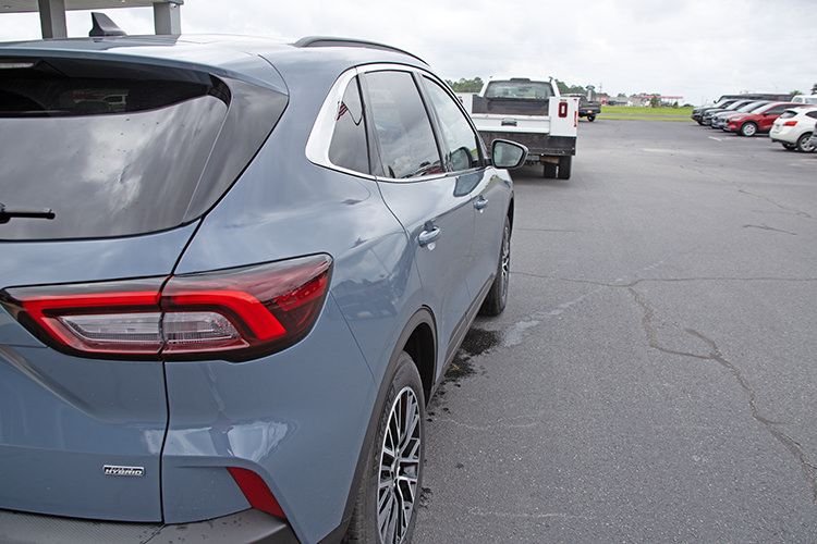 Used 2025 Blue Ford Base image 4