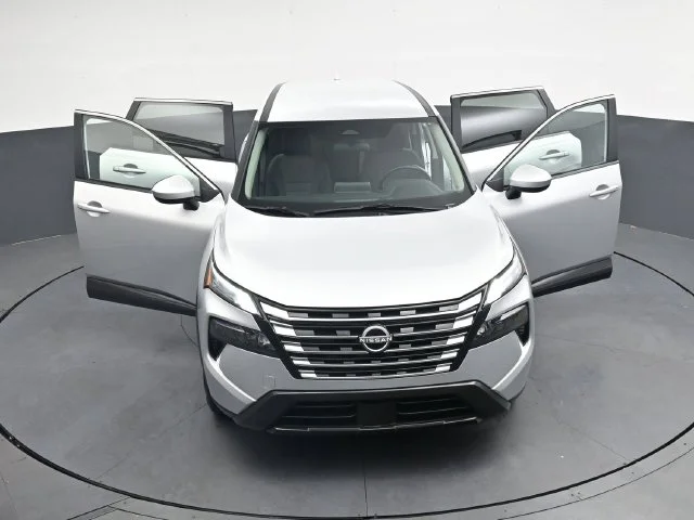Used 2025 Brilliant Silver Metallic Nissan SV image 38