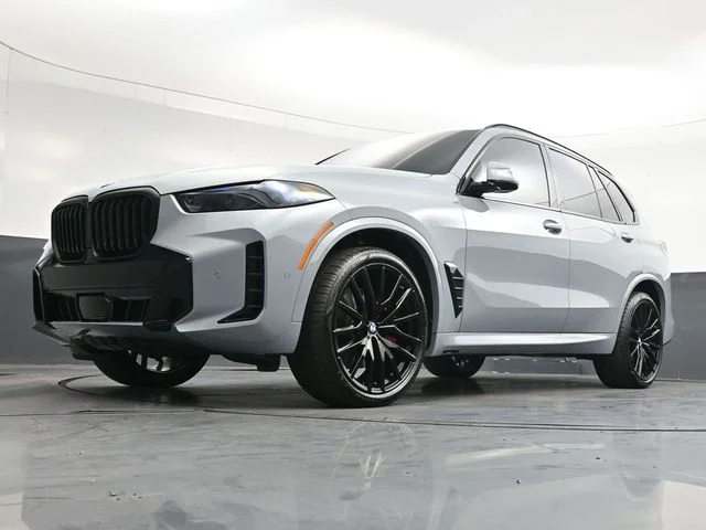 Used 2026 Gray BMW xDrive40i image 35
