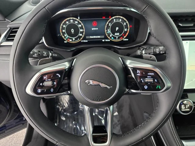 2026 Jaguar F-Pace R-Dynamic S - Photo 19