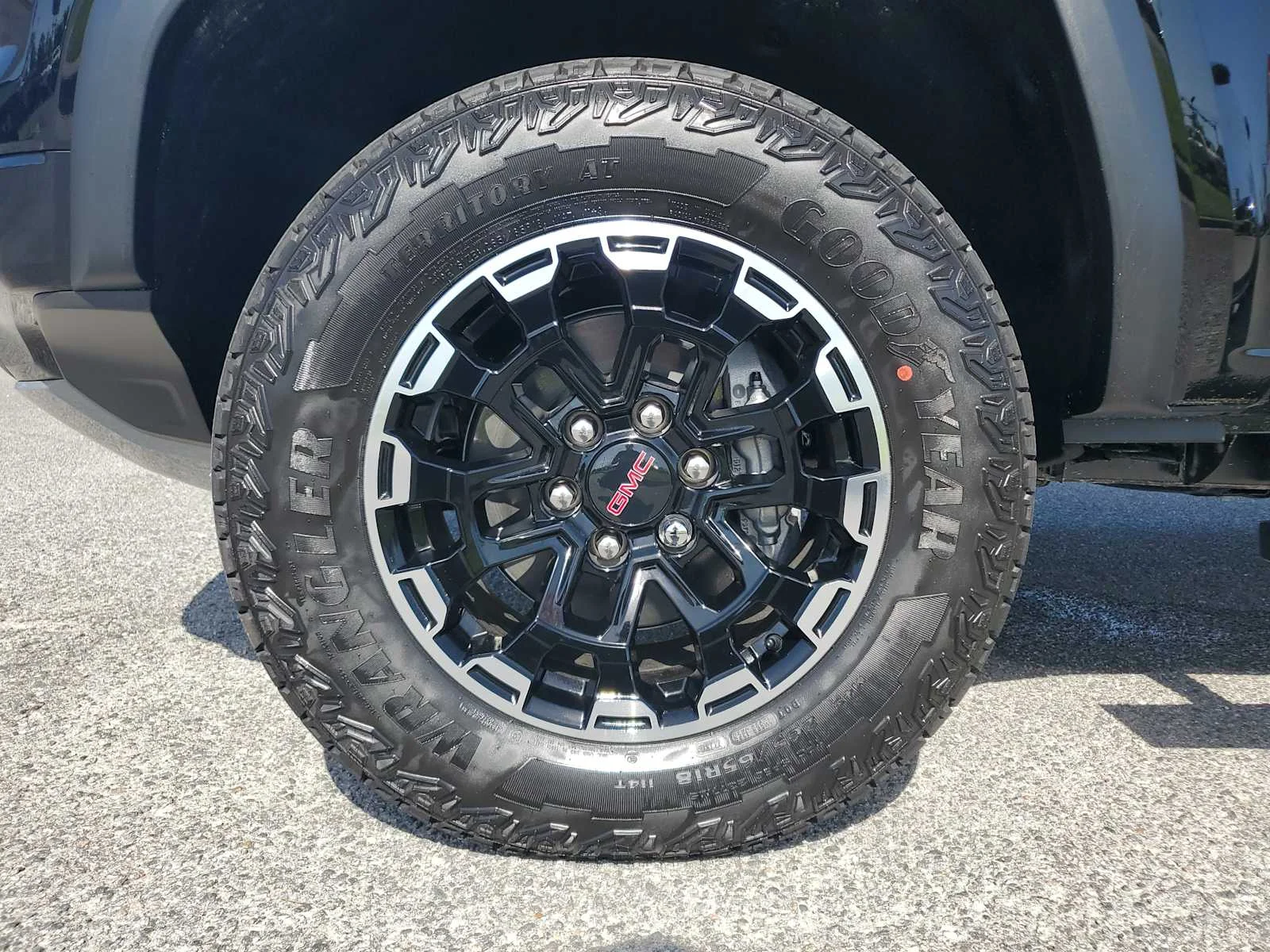New 2026 Onyx Black GMC AT4 image 10