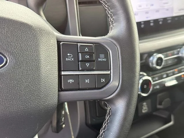 Used 2025 Black Ford XLT image 31