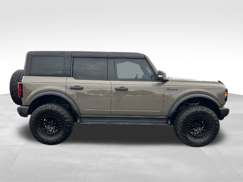 Used 2025 Gray Ford Outer Banks image 6