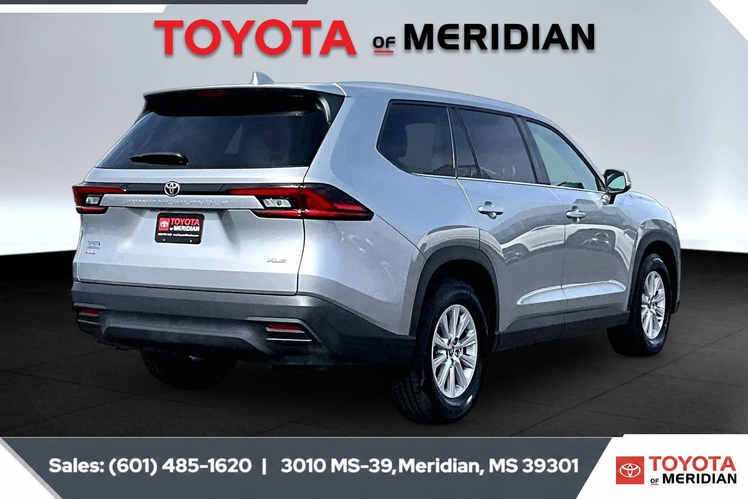 Used 2025 Celestial Silver Metallic Toyota XLE image 11