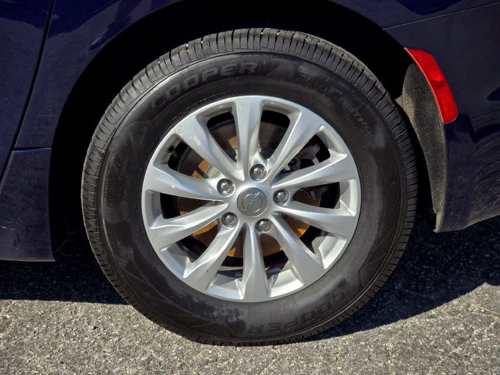 Used 2018 Blue Chrysler Touring L Plus image 24