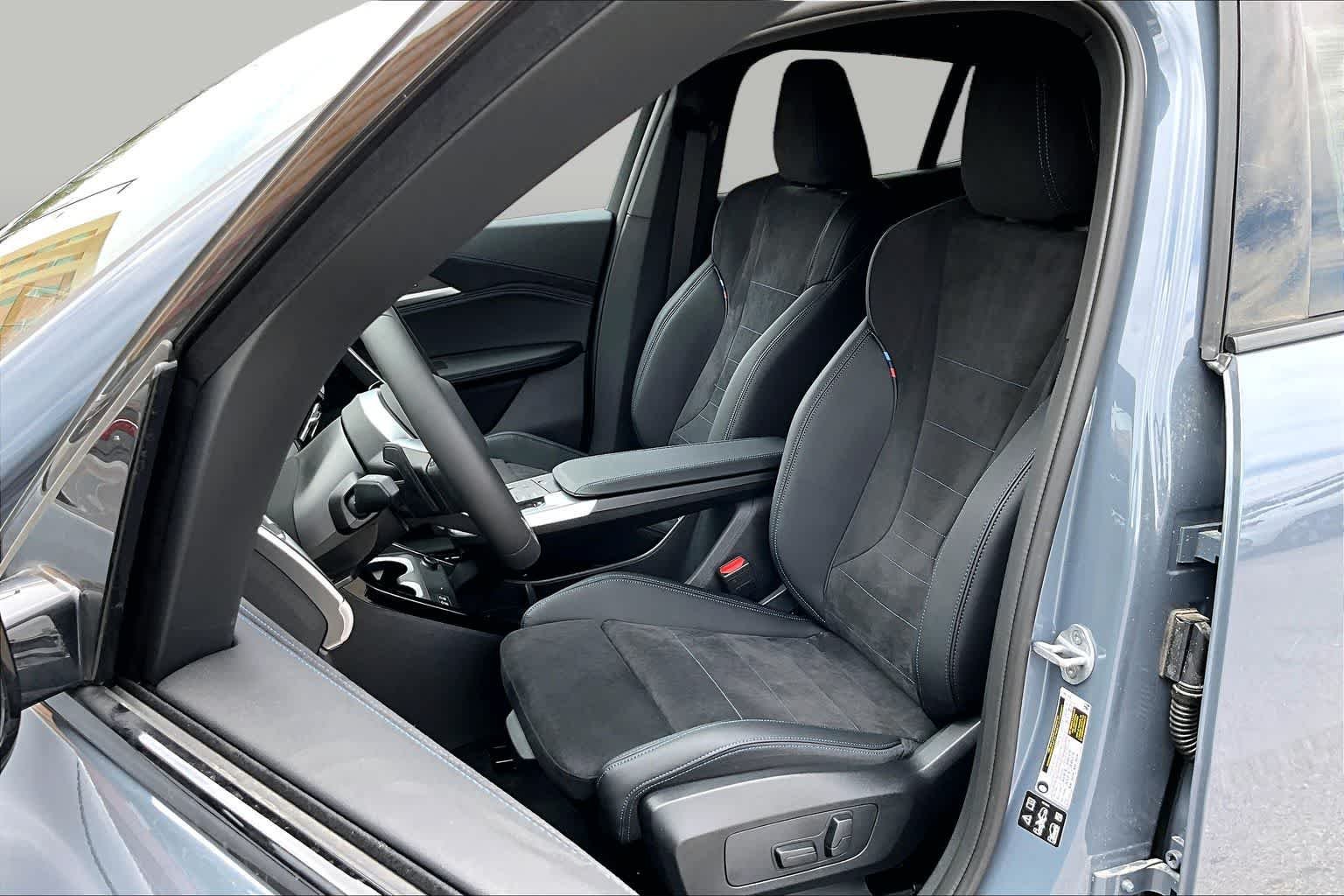 New 2026 Storm Bay Metallic BMW xDrive28i image 9