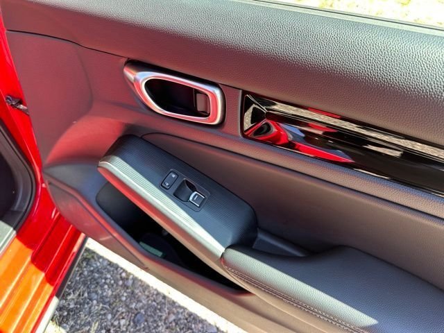 2022 Honda Civic Hatchback Sport Touring - Photo 19