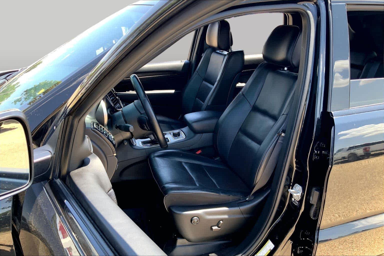 Used 2021 Diamond Black Crystal Pearlcoat Jeep High Altitude image 8