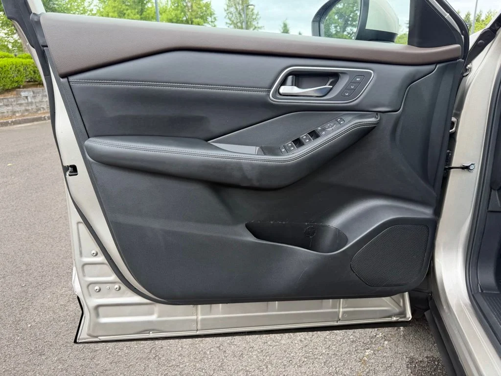 2021 Nissan Rogue SL - Photo 12
