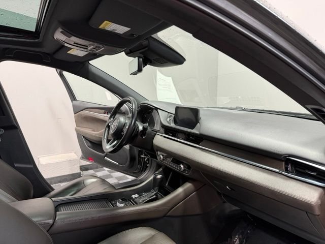 Certified Used 2018 Machine Gray Metallic Mazda Signature image 25