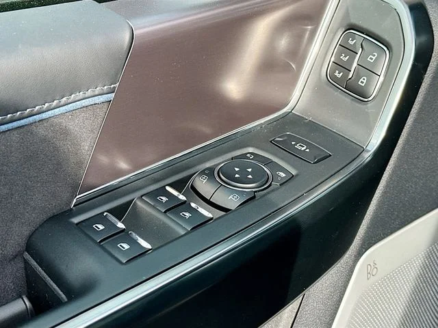 New 2026 White Metallic Ford Platinum image 13