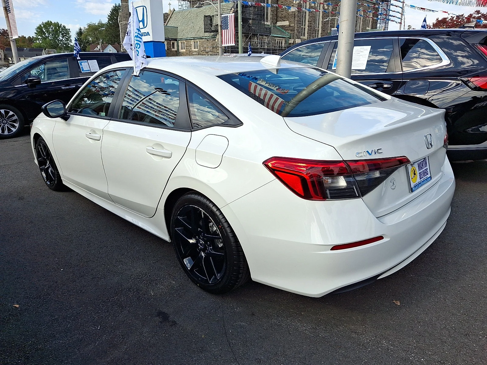 Certified Used 2024 Platinum White Pearl Honda Sport image 4