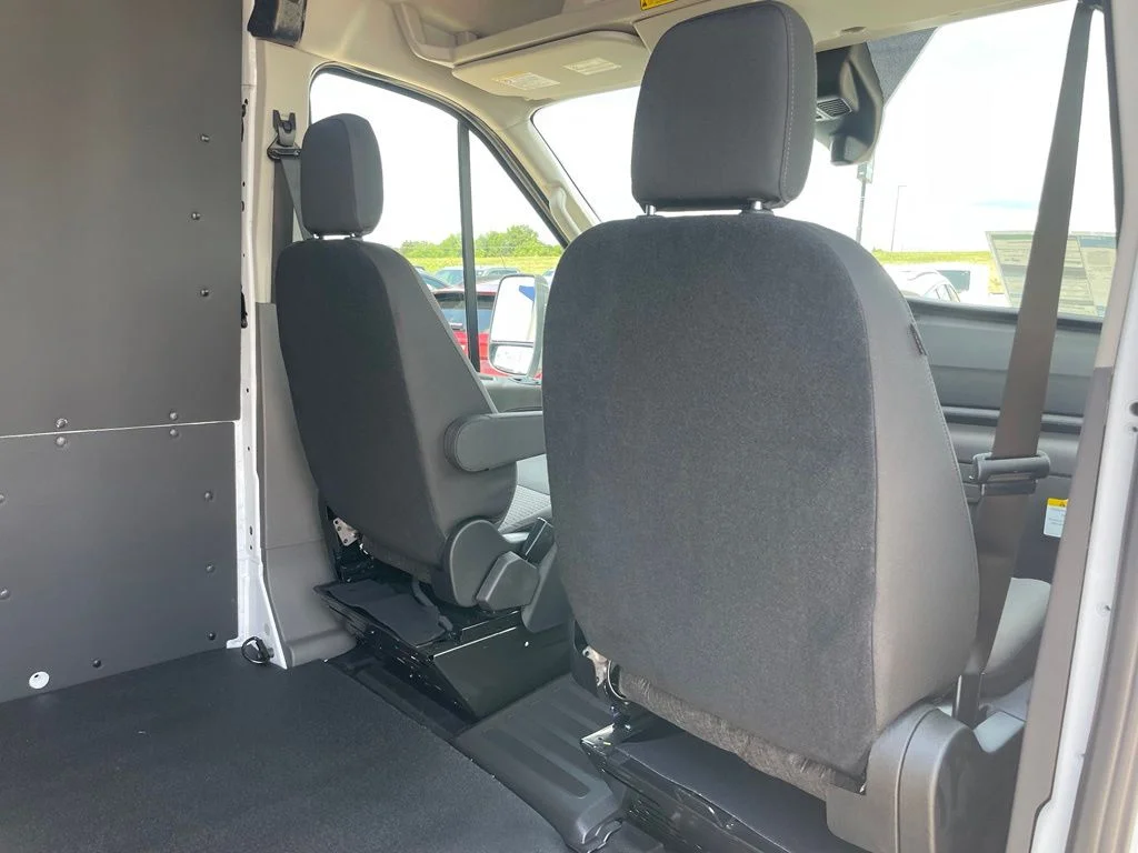 New 2026 Oxford White Ford Cargo Van image 45