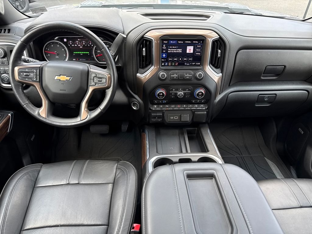 Used 2022 Silver Chevrolet High Country image 22