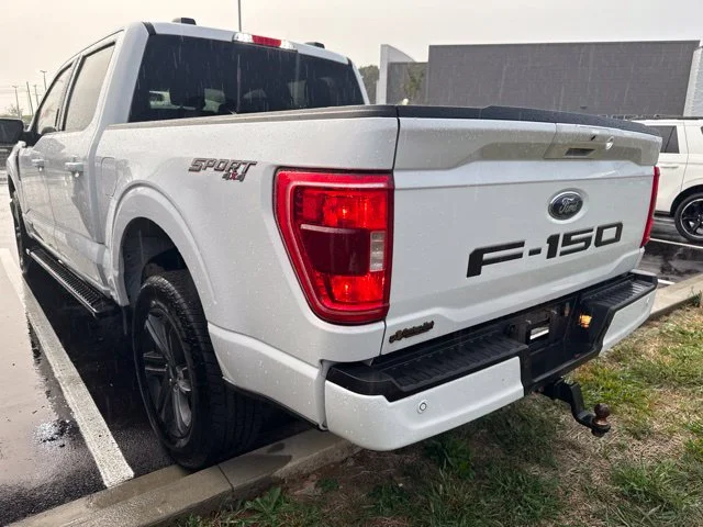 Used 2023 Oxford White Ford XLT image 4