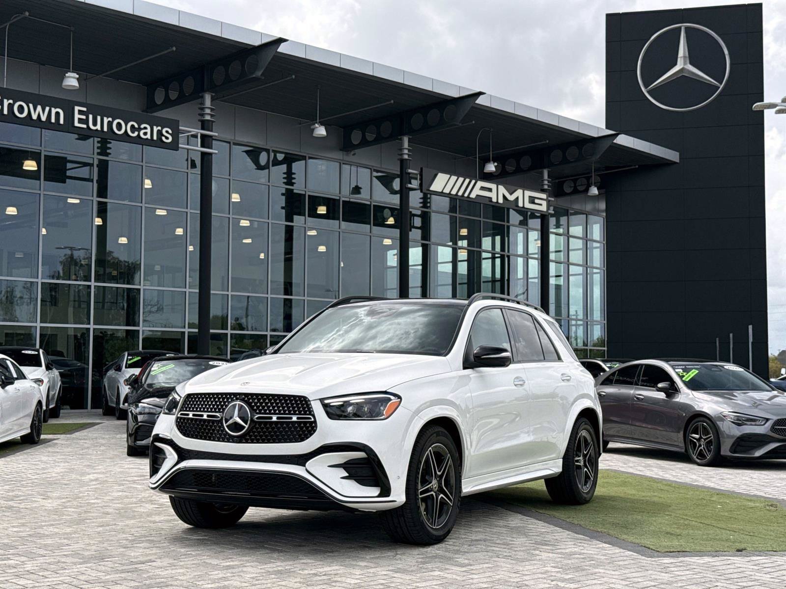 New 2026 Polar White Mercedes-Benz 350 4MATIC® SUV image 1