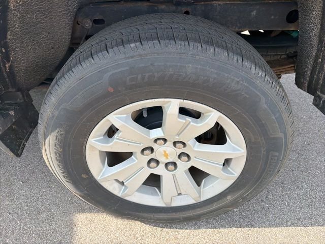 Used 2016 Silver Chevrolet LT image 11